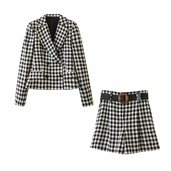 Naiste ruuduline komplekt - jope ja lühikesed püksid