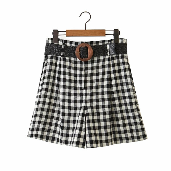 Naiste ruuduline komplekt - jope ja lühikesed püksid