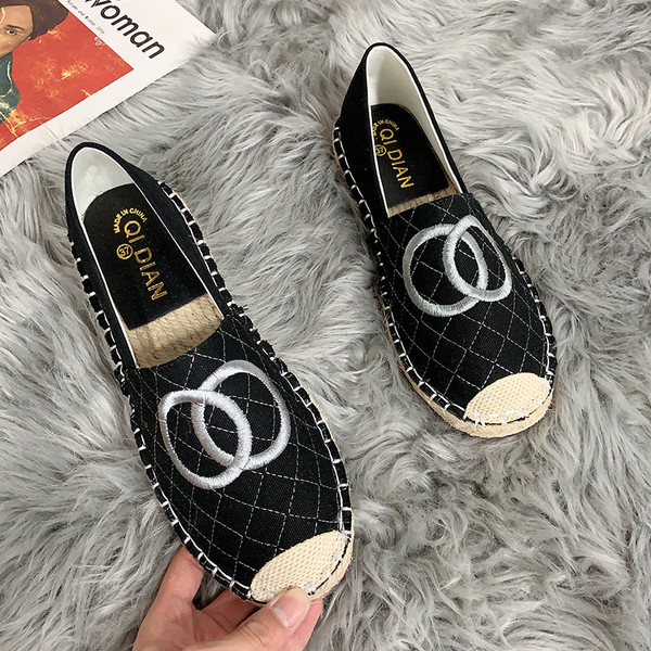 Vászon alkalmi női cipők hímzéssel