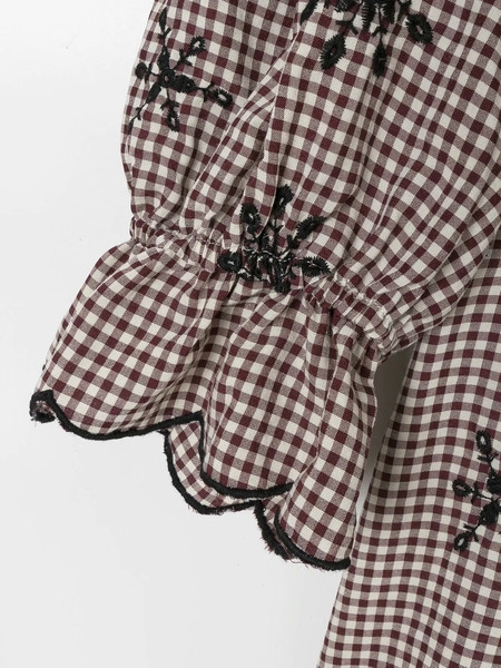 Női kockás ing hímzéssel és spitz nyakkivágással