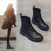 Női bőrcsizma lapos talppal - két modell