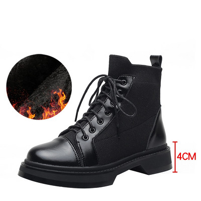 Modern női csizma műbőrből fekete színben