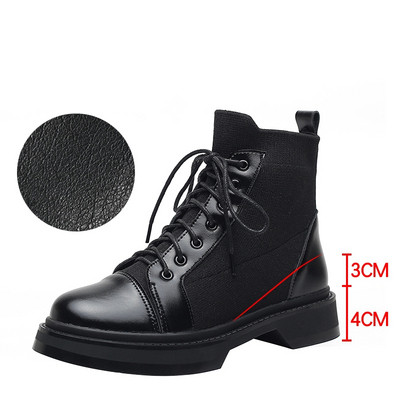 Modern női csizma műbőrből fekete színben