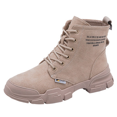 Uus mudel kareda tallaga sügisestest seemisnahast saapad