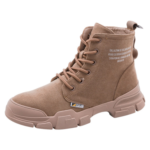 Uus mudel kareda tallaga sügisestest seemisnahast saapad