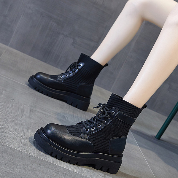 Ikdienas sieviešu zābaki ar rāvējslēdzēju un šņorēm - trīs modeļi