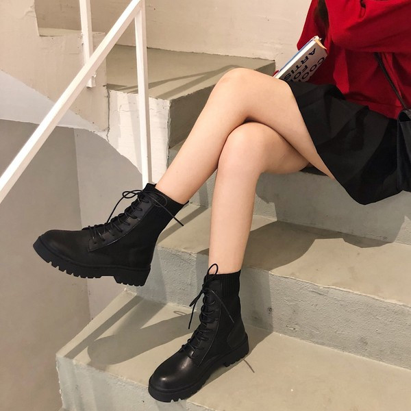 Női alkalmi csizma 3,5 cm talppal - fekete színű