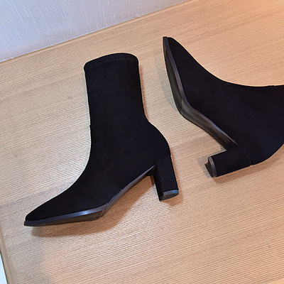 Modern női csizma öko velúrból - három modell