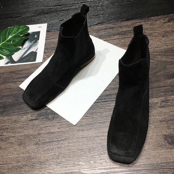 Naiste sügissaapad ökoseemisnahast lameda talla ja kummiga