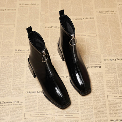 Μοντέρνα γυναικείες μπότες από έκο δέρμα με φερμουάρ