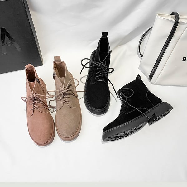 Cipzáras, lapos talpú női csizma