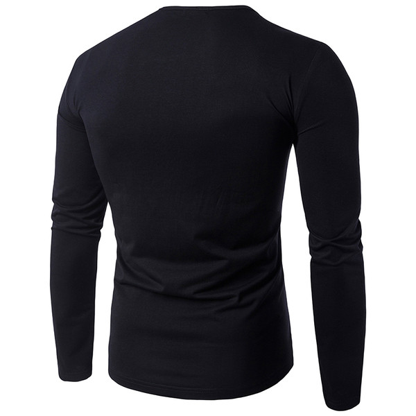 Meeste kaasaegne pikkade varrukate ja lukuga pluus