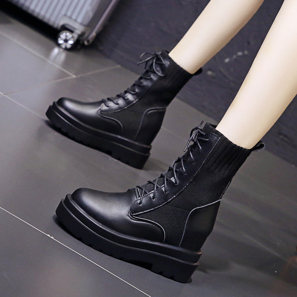 Naiste vabaaja saapad ökonahast, paeltega