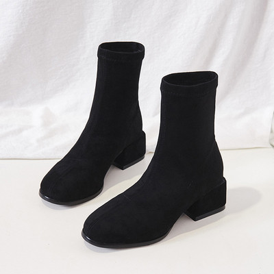 Γυναικείες κομψές μπότες από οικολογικό σουέτ με παχιά τακούνια