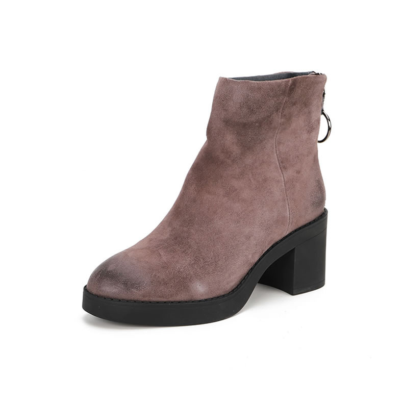 Moodsad paksu kontsaga ja ökoseemisnahast lukuga naiste saapad