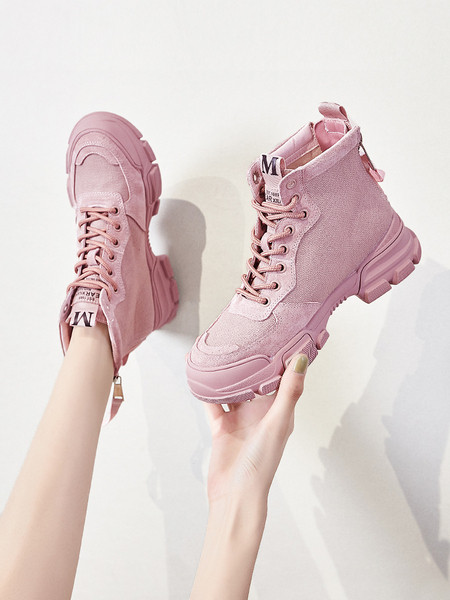 Sport és alkalmi női textilcsizma durva talppal és fűzővel, kétféle kivitelben