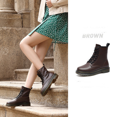 Naiste aktuaalsed paeltega ökonahast saapad mitmes mudelis