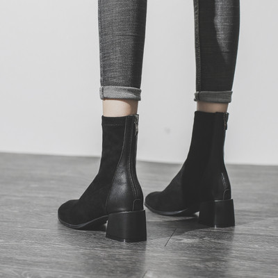 Γυναικείες μοντέρνες μπότες με τακούνι 5 cm - κατασκευασμένα από οικολογικό δέρμα ή οικολογικό σουέτ