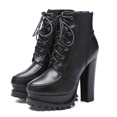 Μοντέρνες γυναικείες μπότες με ψηλό τακούνι - δύο μοντέλα