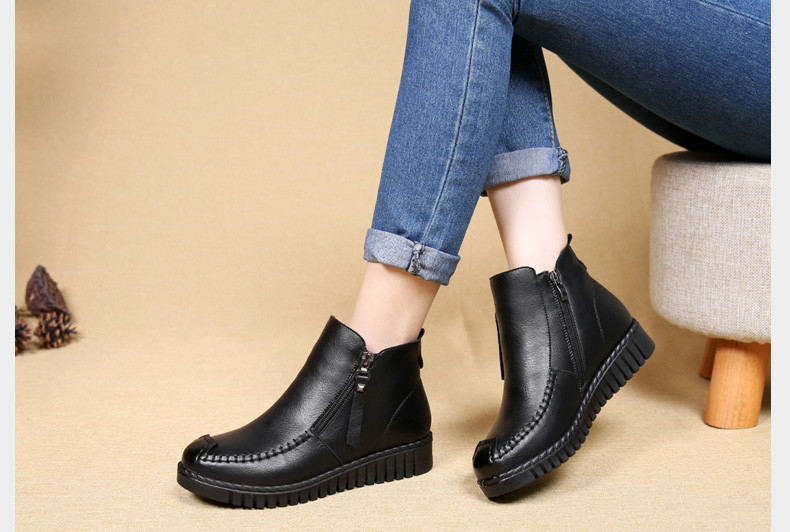 Női téli csizma cipzárral és meleg béléssel