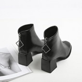 Kandilise paksu kontsaga vabaaja naiste saapad