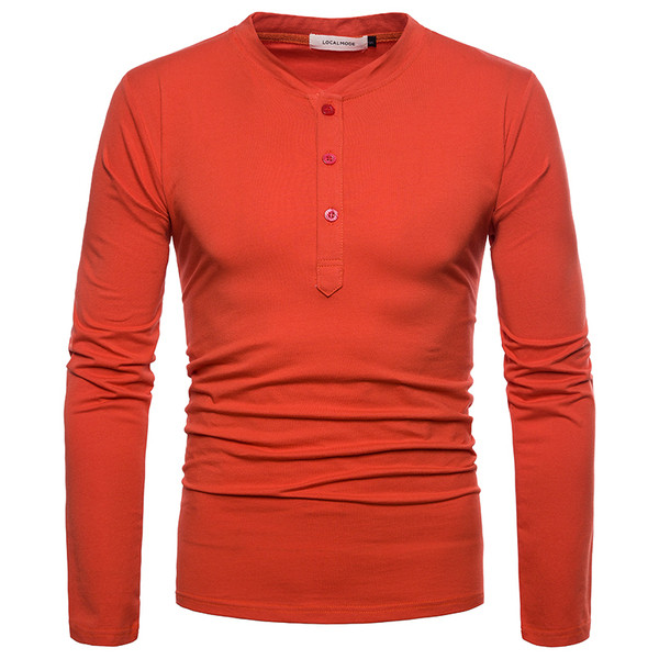 Ανδρική μπλούζα με κουμπιά και οβάλ ντεκολτέ