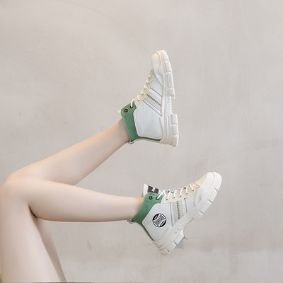 Sügisesed naiste tossud lipsude ja aplikatsiooniga