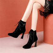 Ökoseemisnahast moodsad paelte ja kõrgete kontsadega naiste saapad