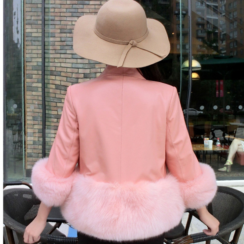 Κυρίες σακάκι από τεχνητή δέρμα και ογκώδη χνούδι του χιτωνίου και του πυθμένα του μαύρο σακάκι, γκρι, ροζ και βυσσινί